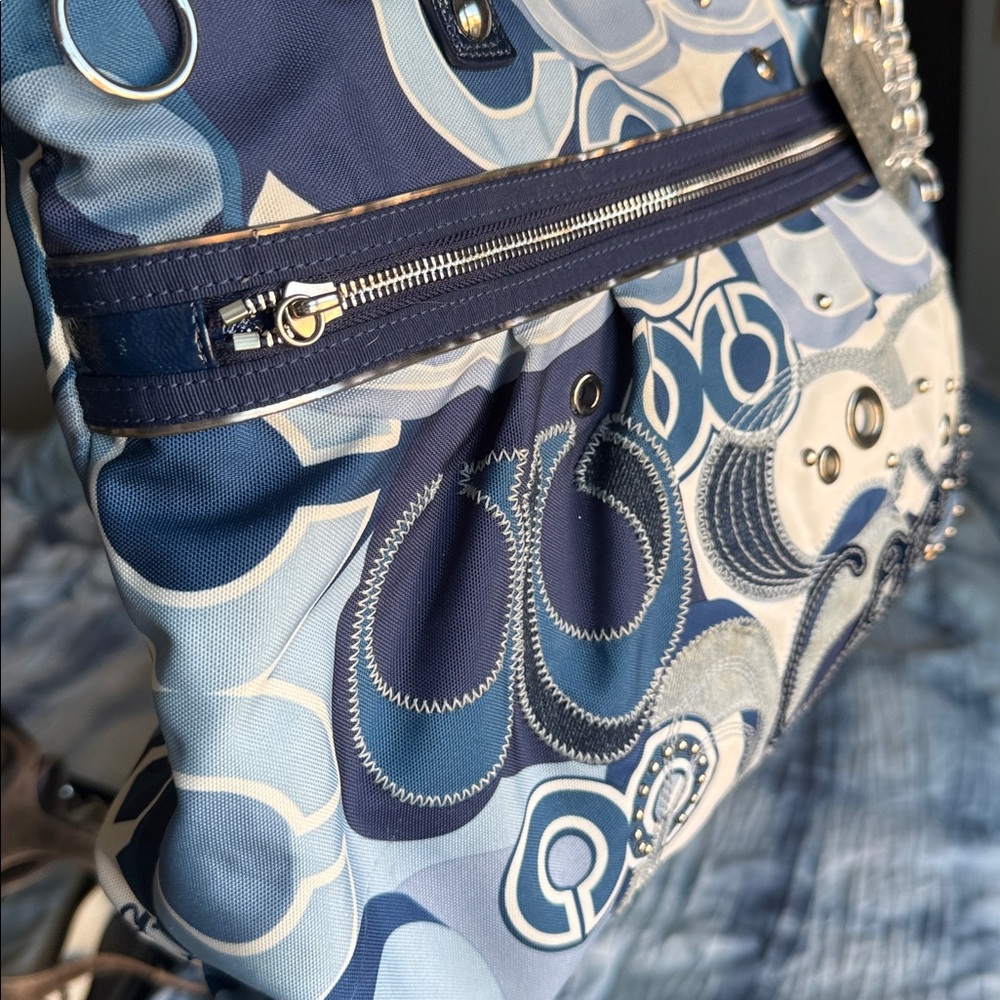 COACH Poppy Signature Pop C Blue Denim Appliqué Large Glam Limited Edition Tote - Picture 12 of 12